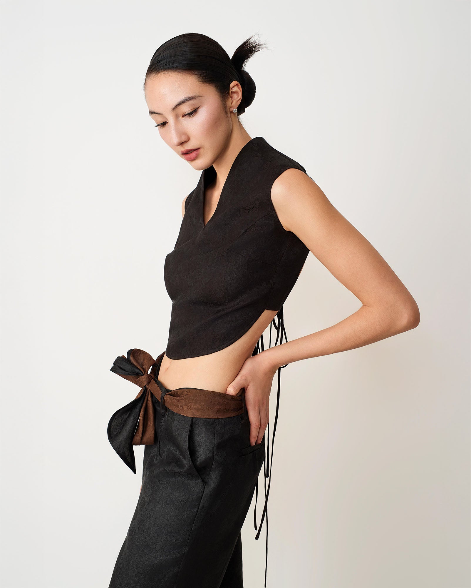 Backless Ribbon Top – FayWeaver