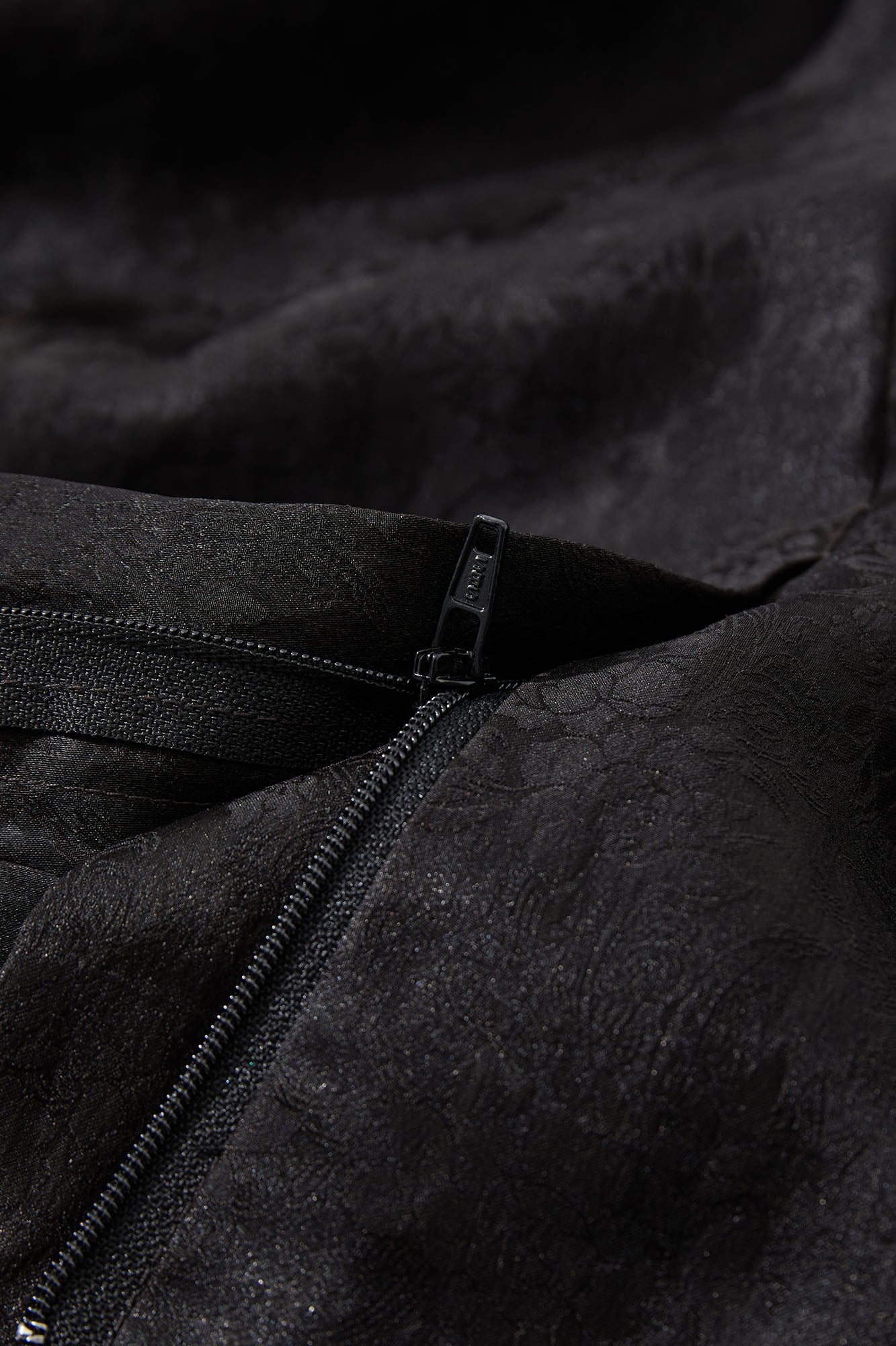 Wide-Legged Pants with Belt