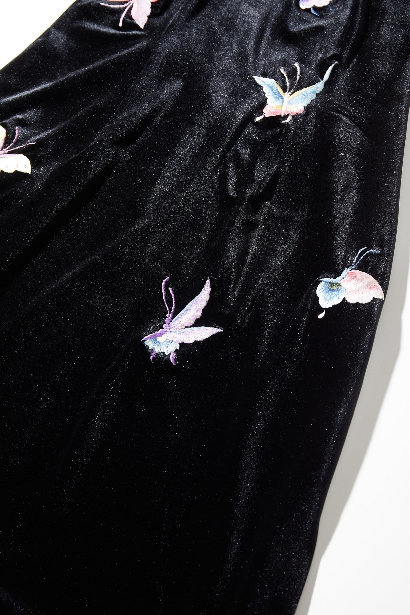 Butterfly Embroidered Halter-Neck Modern Qipao