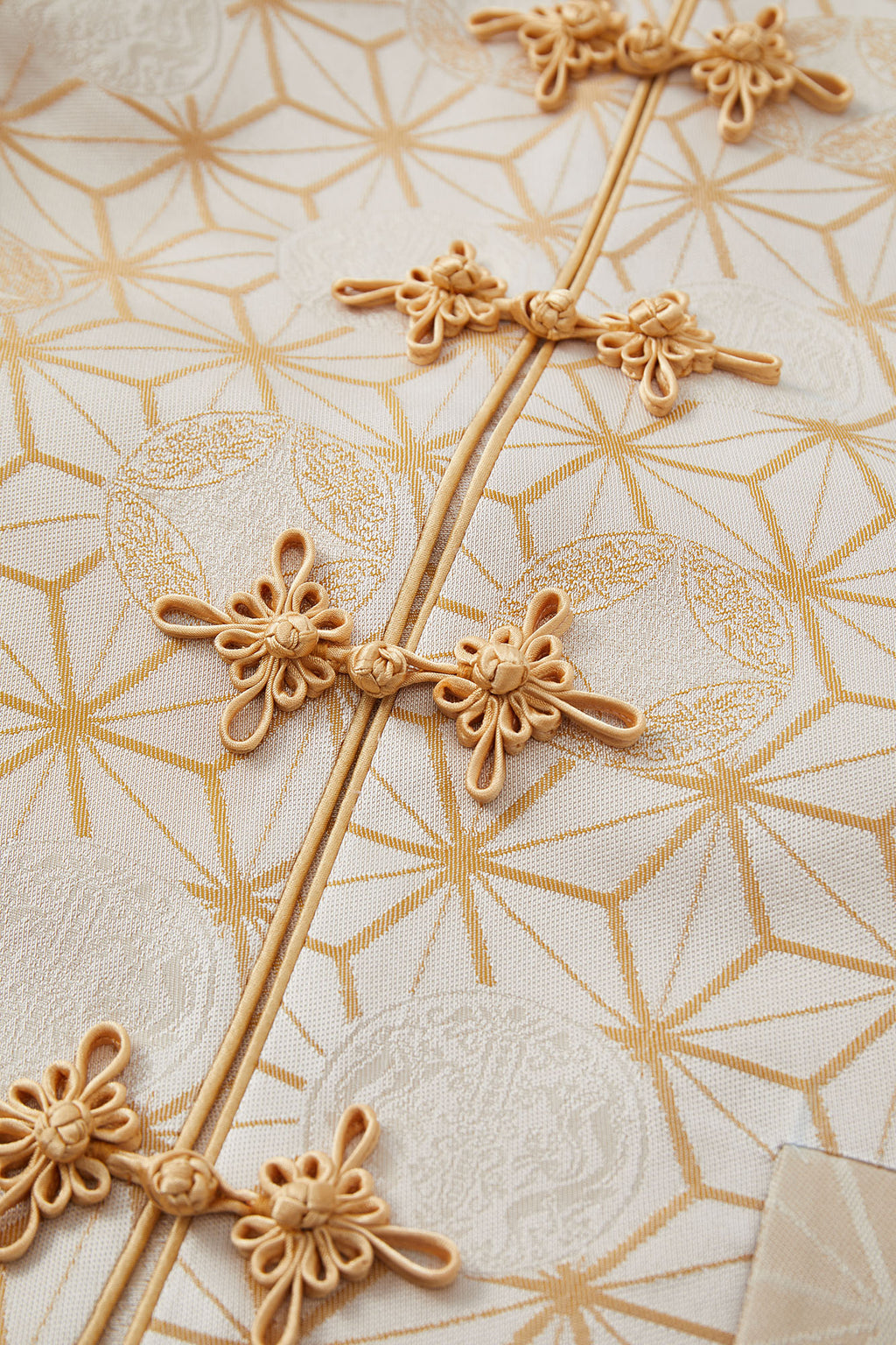 Dragon Straight Cut Flower Button Jacket