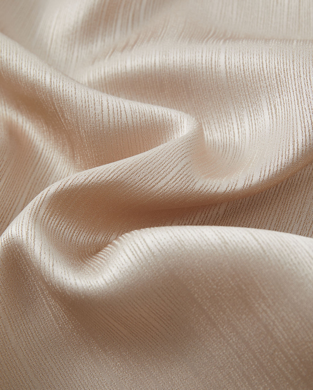 Butterfly Embroidered Front-Slit Fishtail Skirt Cream