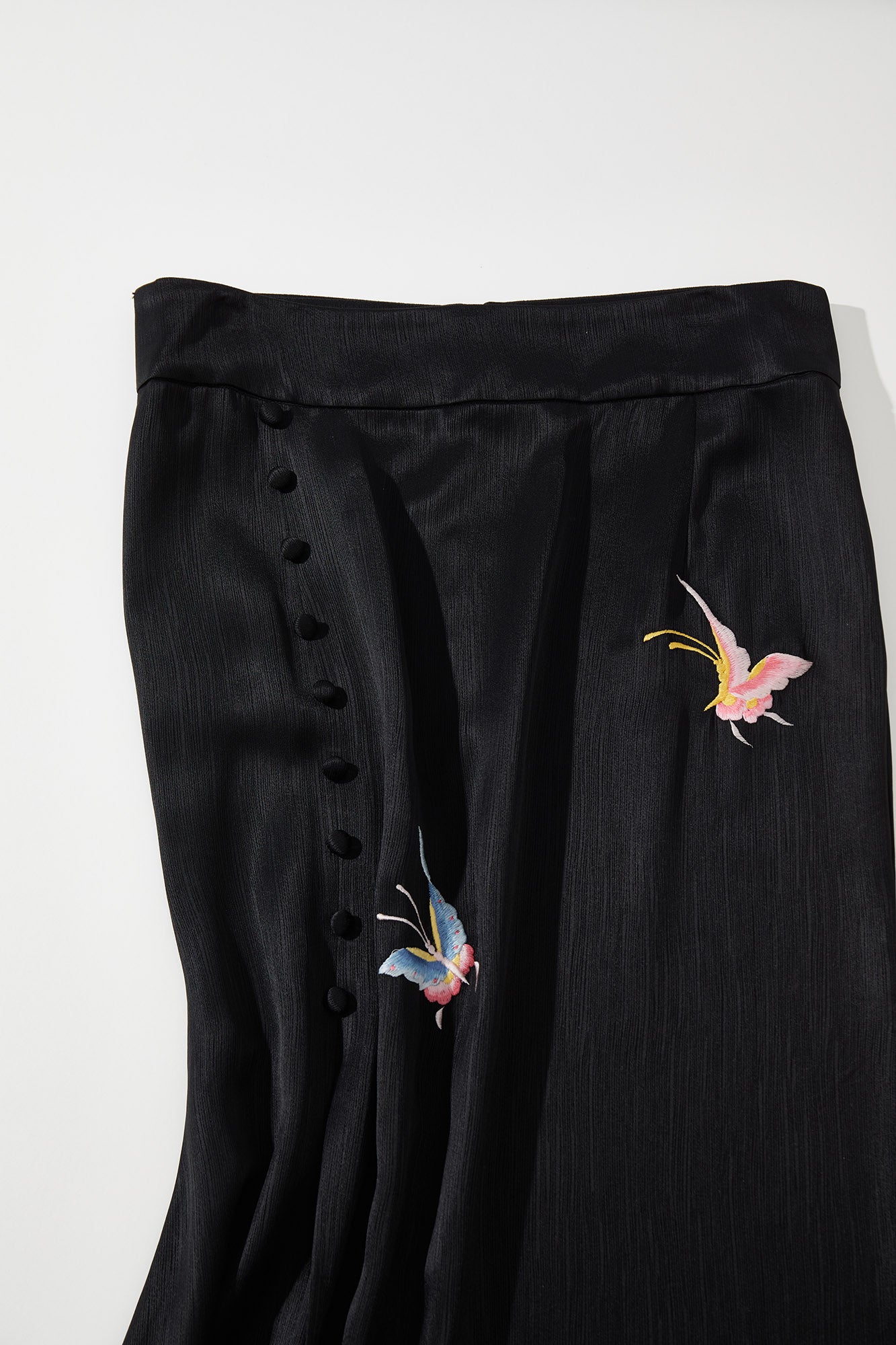 Colored Butterfly Embroidered Fishtail Skirt Black