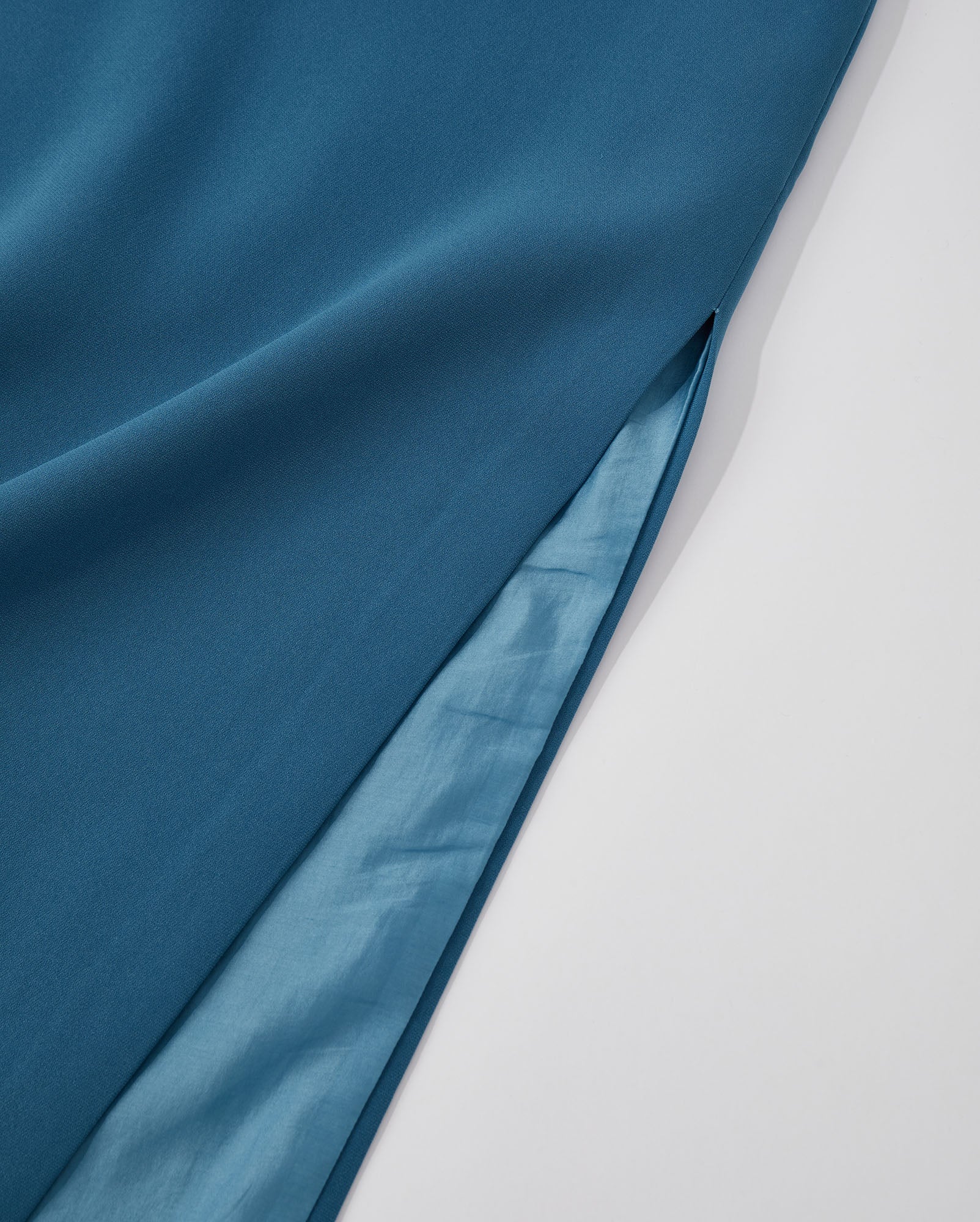 Twin Butterfly Embroidered Sleeveless Qipao