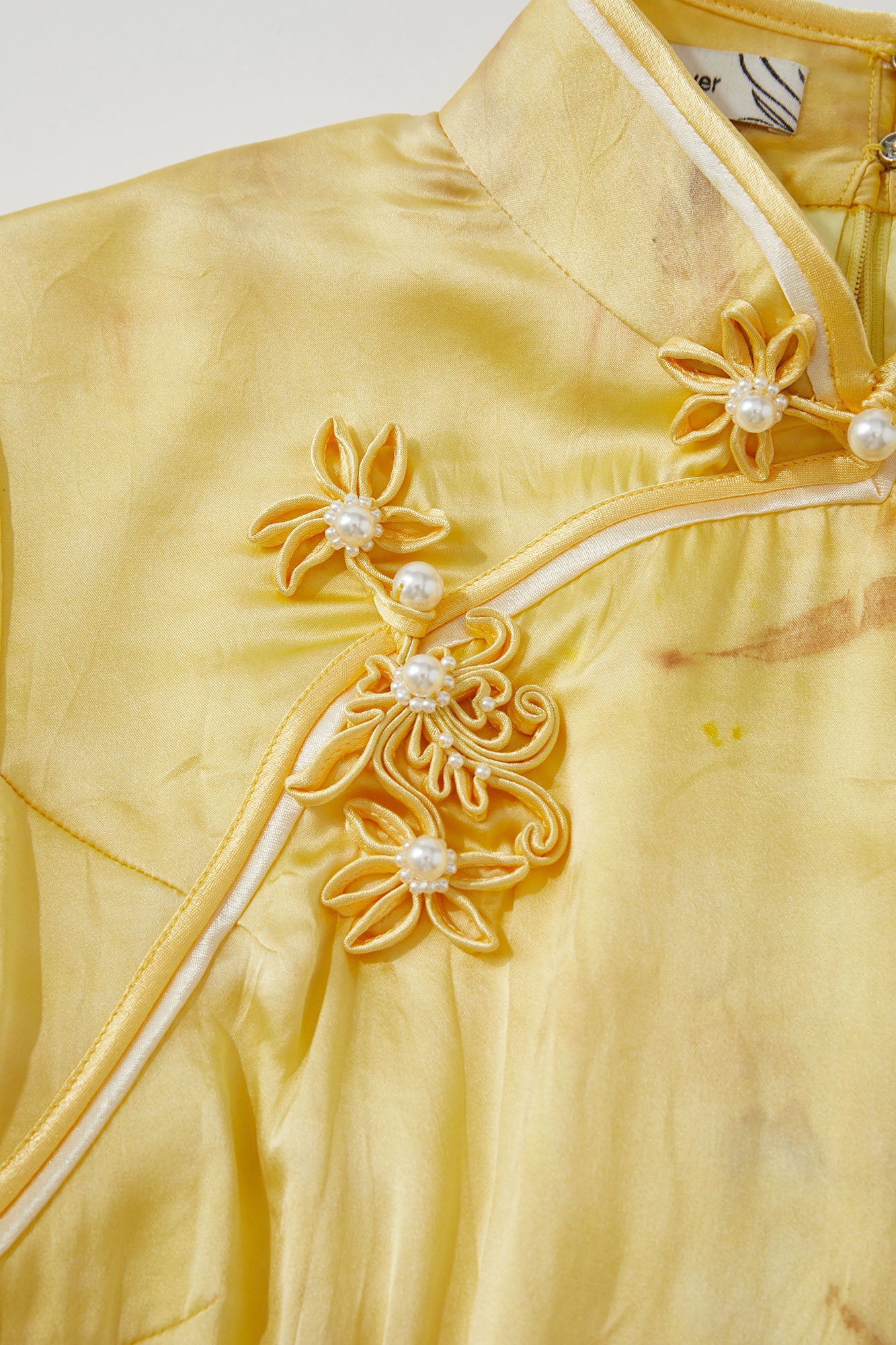 Botanic-Dyed Classic Short Sleeve Qipao