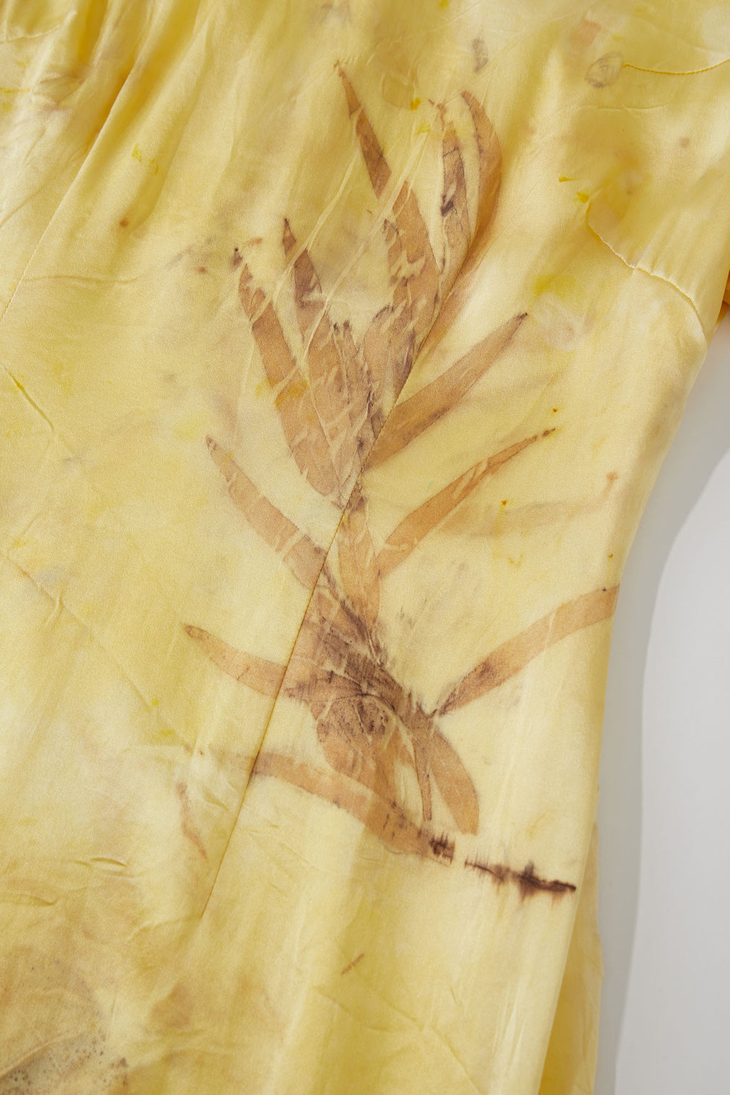 Botanic-Dyed Classic Short Sleeve Qipao