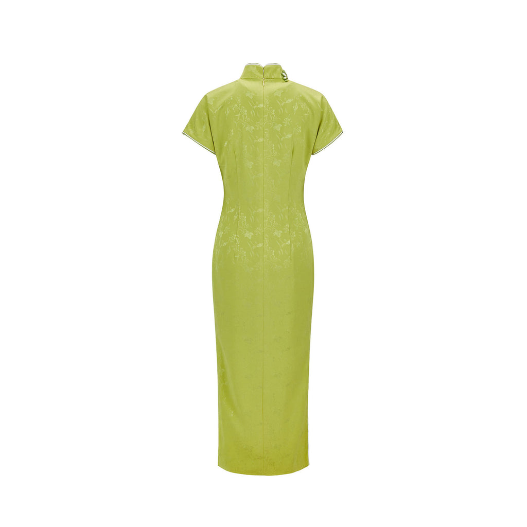 Loose Sleeve Floral-Collar Qipao