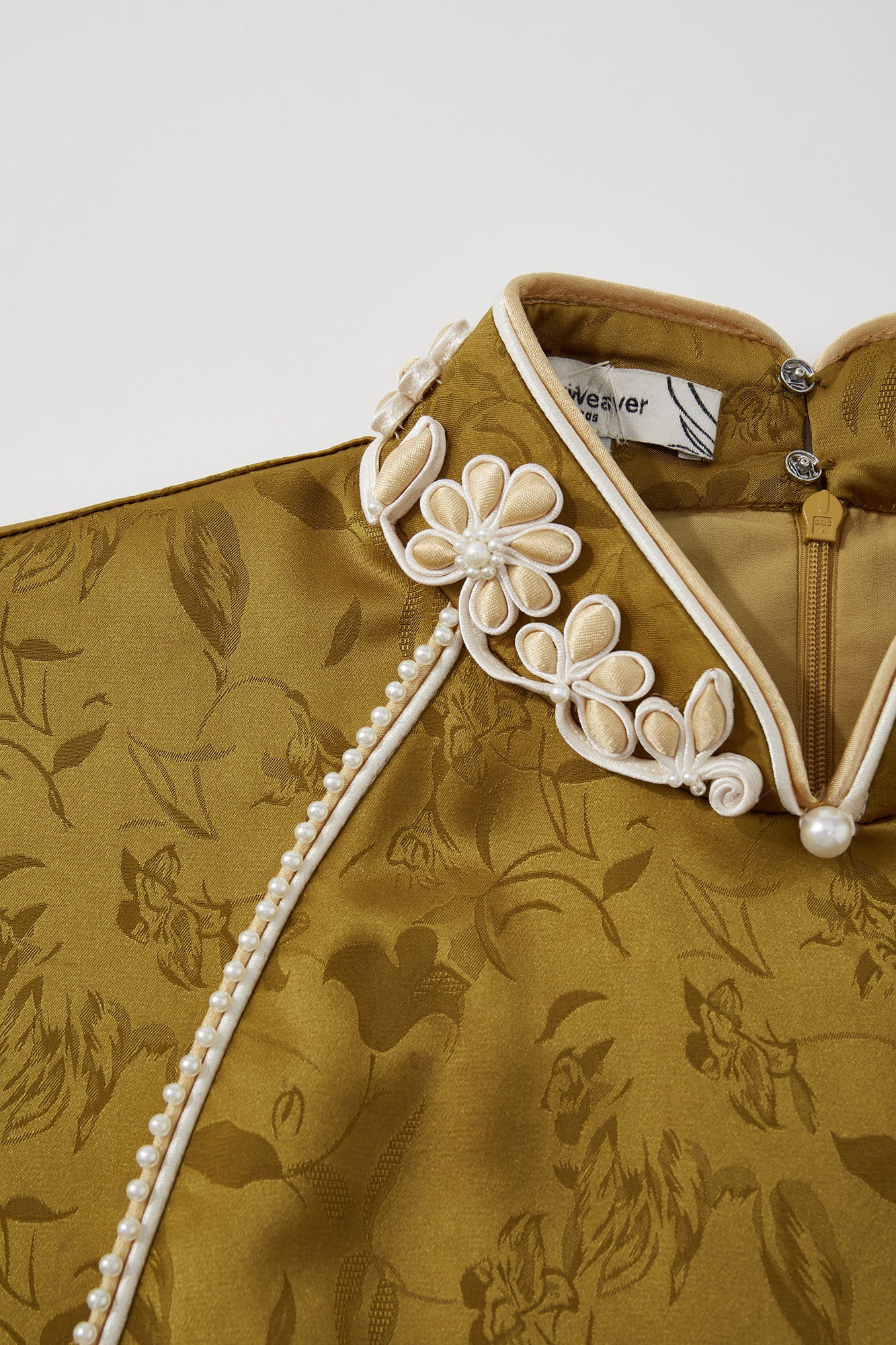 Floral-Collar Loose Sleeve Qipao