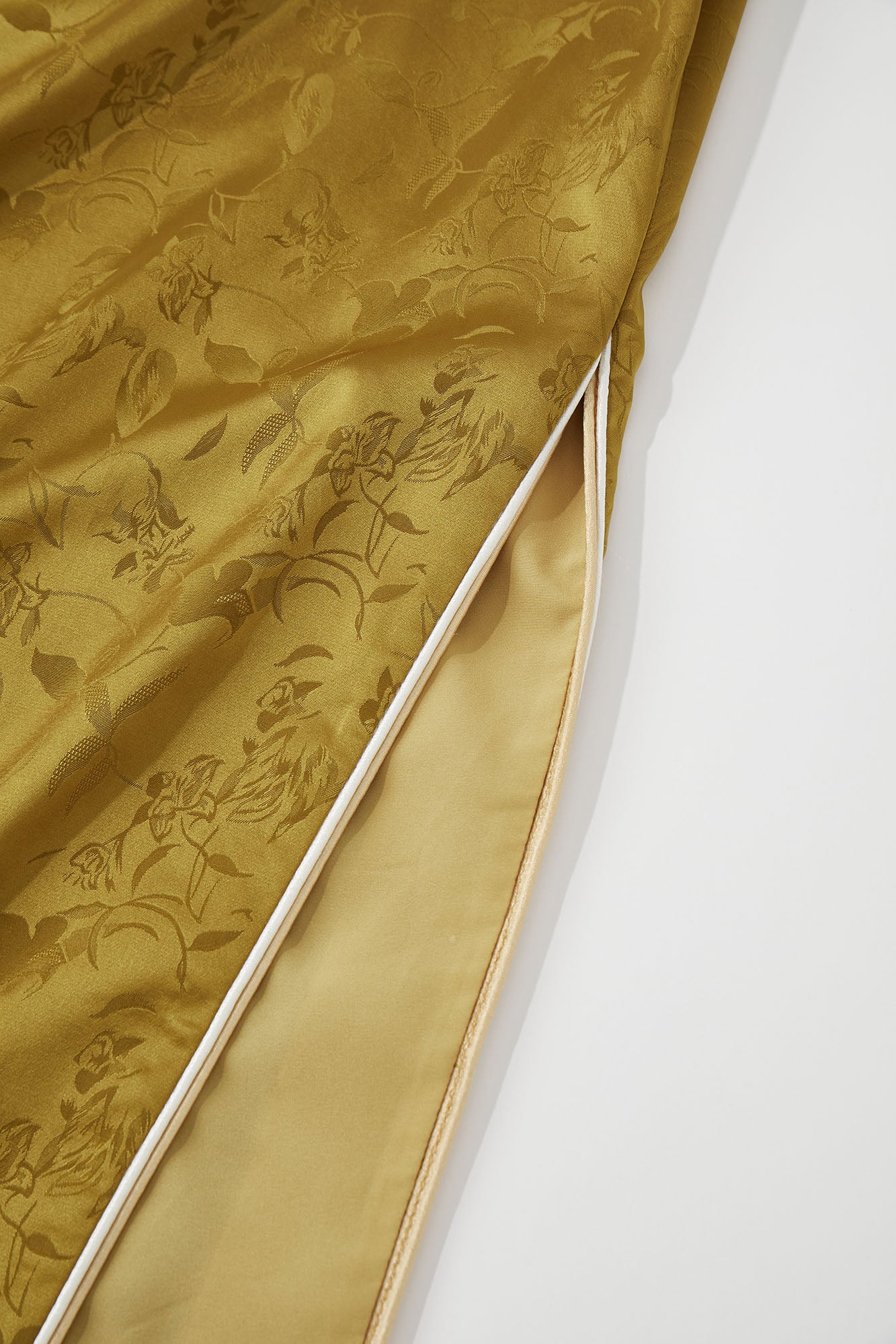 Floral-Collar Loose Sleeve Qipao