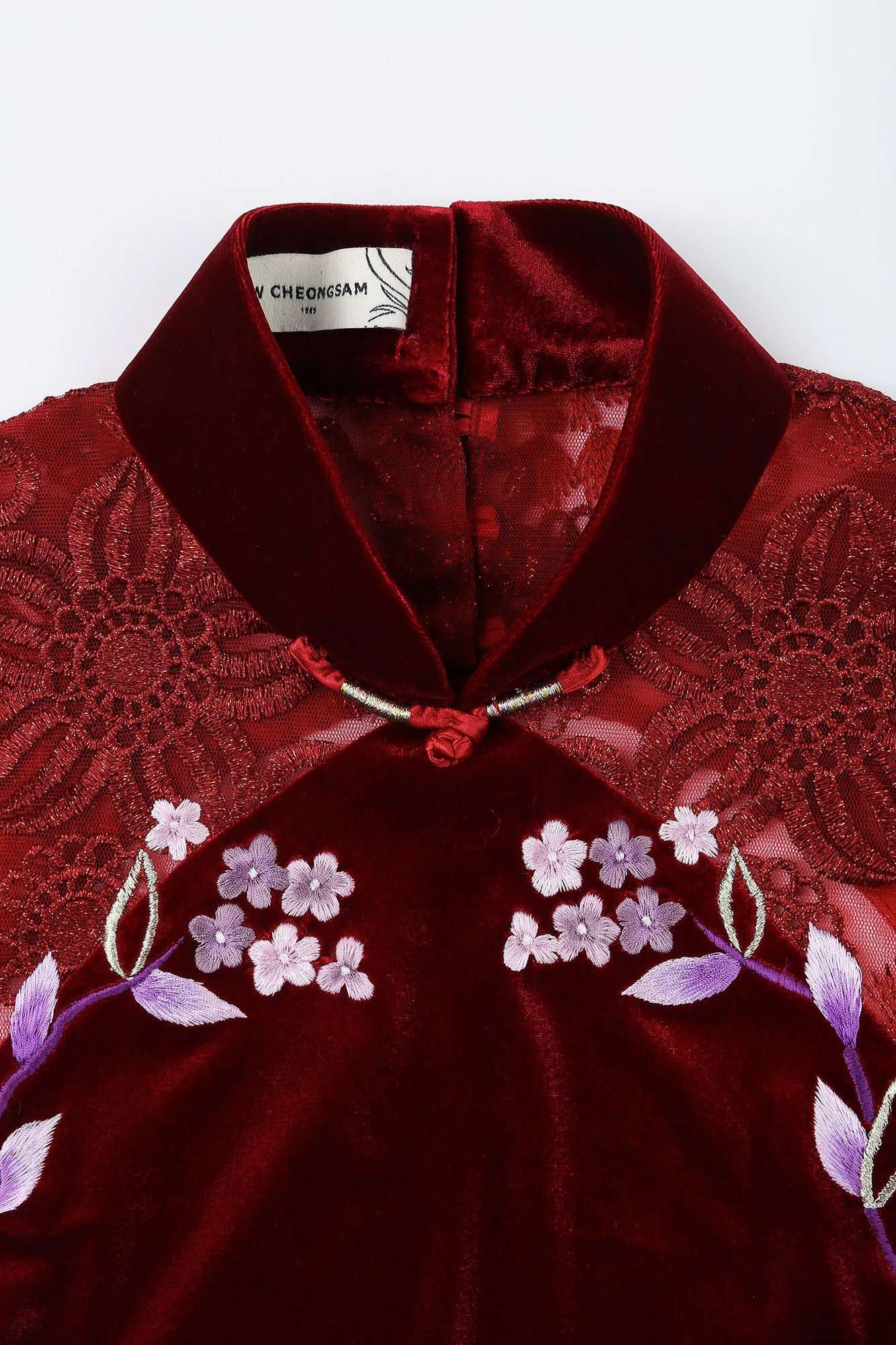 Purple Wisteria Embroidered Lace Spliced Backless Qipao