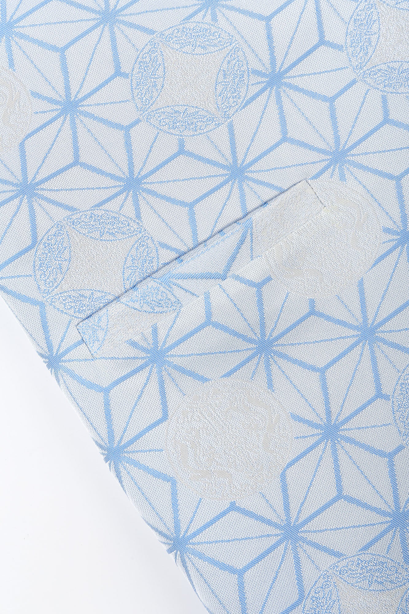 Dragon Slant Cut Flower Button Jacket