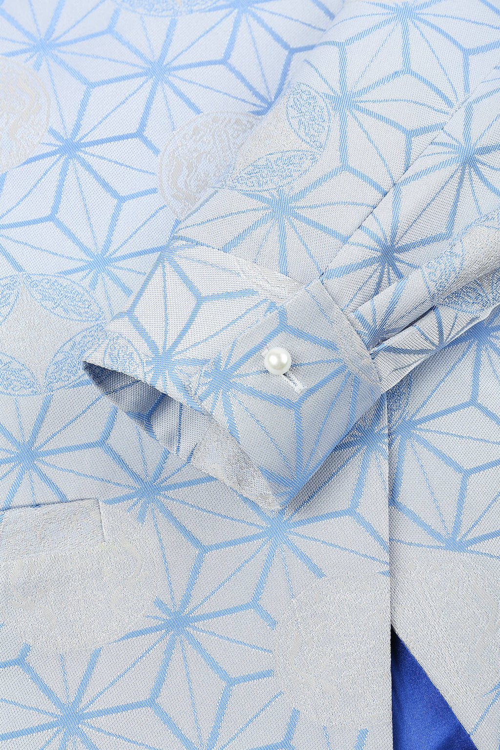 Dragon Slant Cut Flower Button Jacket